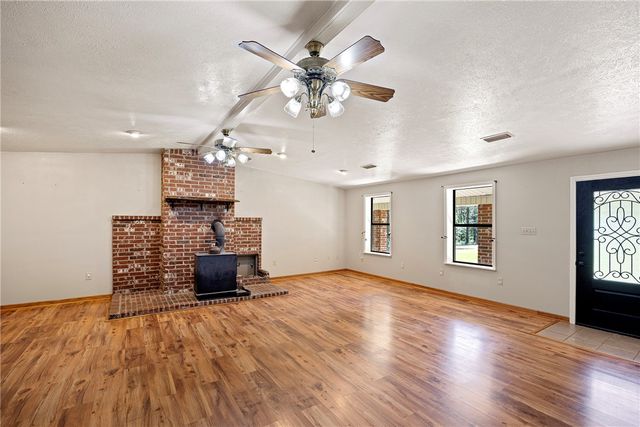 655 Charton Road, Morrilton, AR 72110