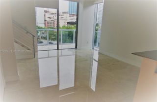 1050 Brickell Ave 402, Miami, FL 33131