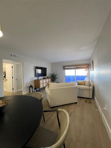 400 Kings Point Dr 1027, Sunny Isles Beach, FL 33160