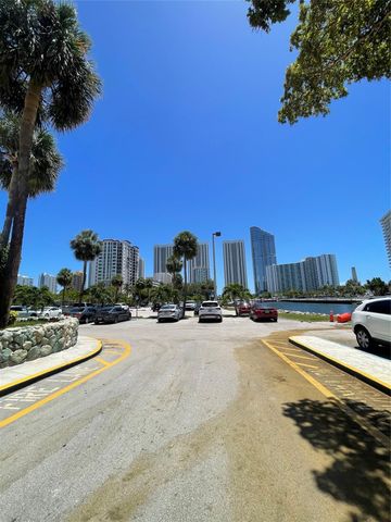 400 Kings Point Dr 1027, Sunny Isles Beach, FL 33160