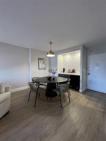 400 Kings Point Dr 1027, Sunny Isles Beach, FL 33160