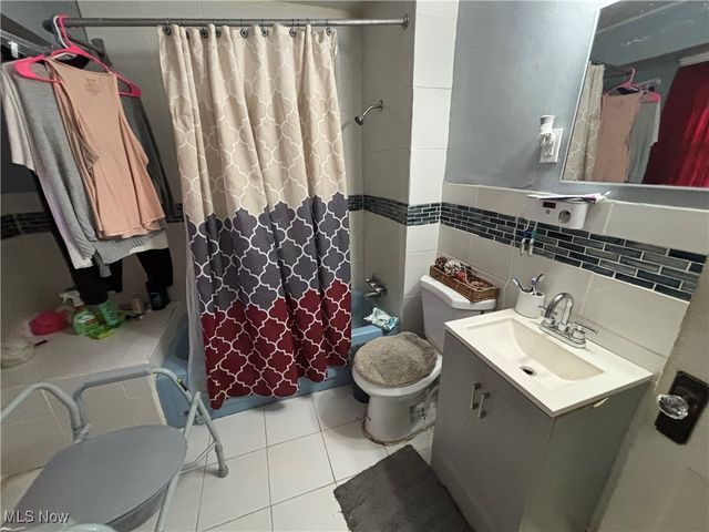 3676 W 130th Street, Cleveland, OH 44111