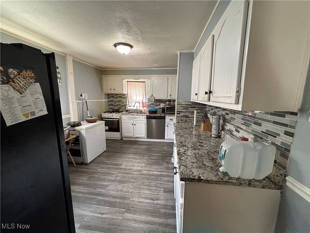 3676 W 130th Street, Cleveland, OH 44111