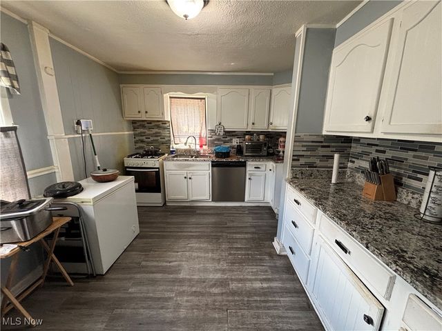 3676 W 130th Street, Cleveland, OH 44111