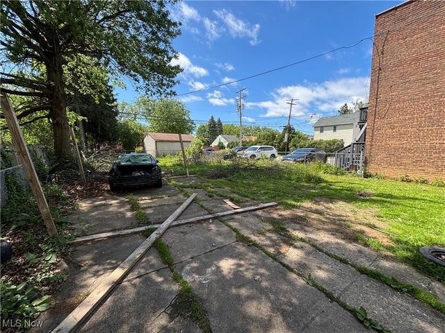 3676 W 130th Street, Cleveland, OH 44111