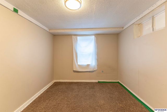 3739 N 44th Avenue, Omaha, NE 68111