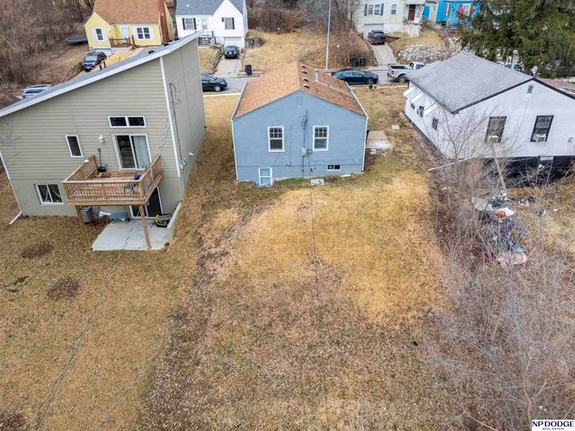 3739 N 44th Avenue, Omaha, NE 68111