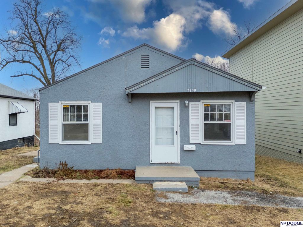 3739 N 44th Avenue, Omaha, NE 68111