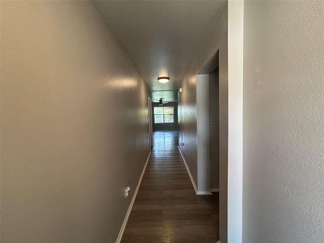 2101 Whistling WAY, Taylor, TX 76574