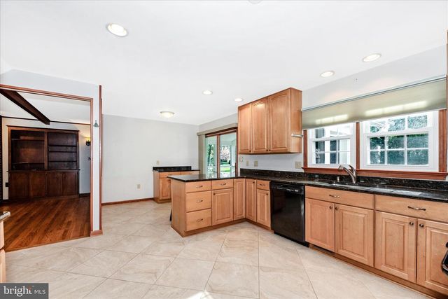 8234 GLENDALE DR, Frederick, MD 21702