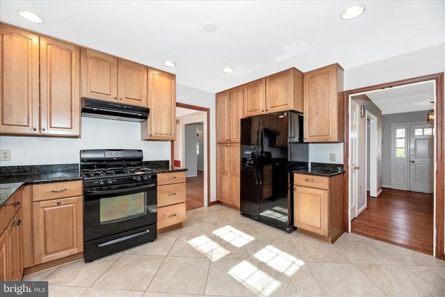 8234 GLENDALE DR, Frederick, MD 21702