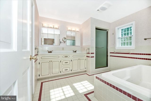 8234 GLENDALE DR, Frederick, MD 21702