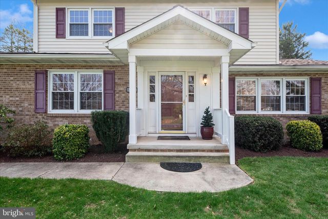 8234 GLENDALE DR, Frederick, MD 21702