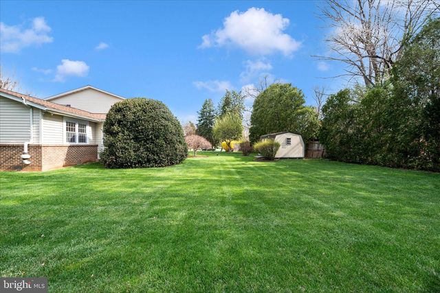 8234 GLENDALE DR, Frederick, MD 21702