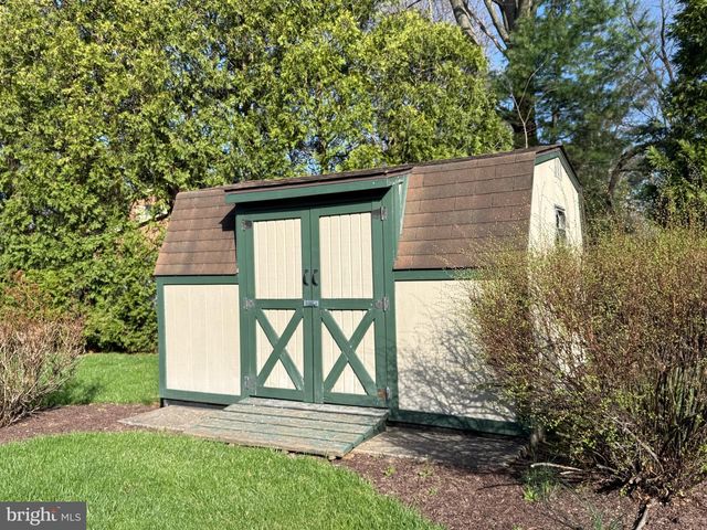 8234 GLENDALE DR, Frederick, MD 21702