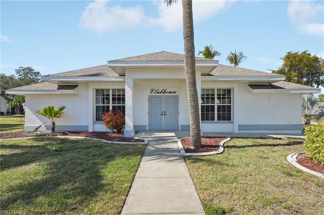 5959 Winkler RD # 305, Fort Myers, FL 33919