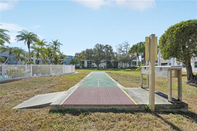 5959 Winkler RD # 305, Fort Myers, FL 33919