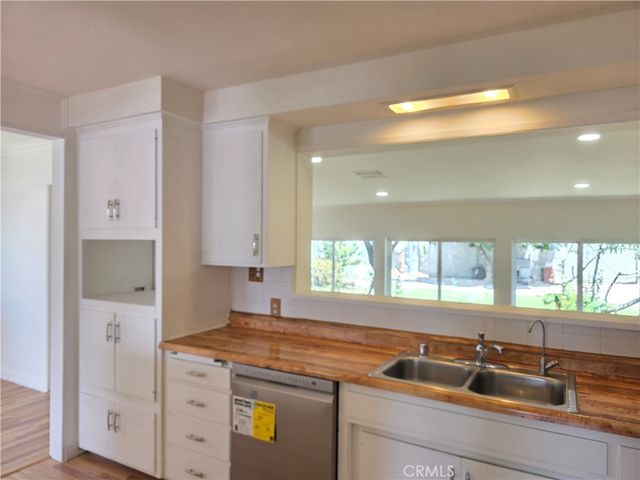 8834 Stansbury, Panorama City, CA 91402