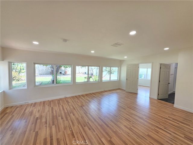 8834 Stansbury, Panorama City, CA 91402