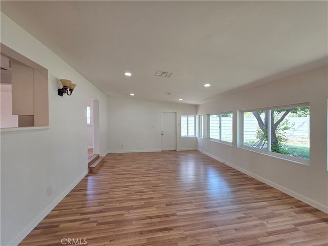 8834 Stansbury, Panorama City, CA 91402