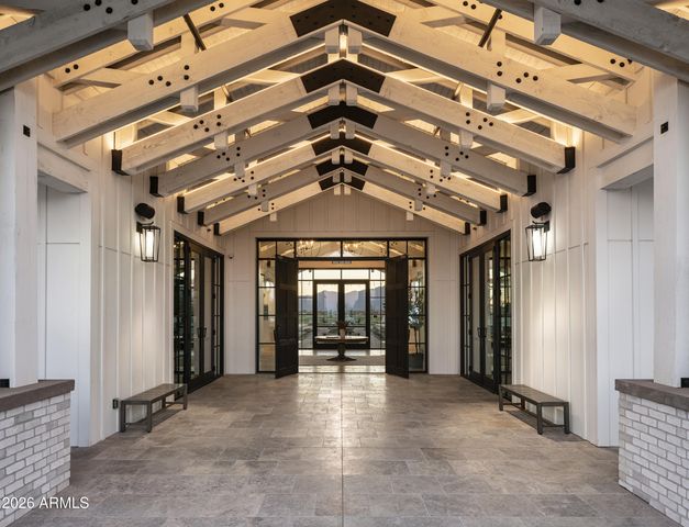 18131 W THOUSAND OAKS Street, Surprise, AZ 85388