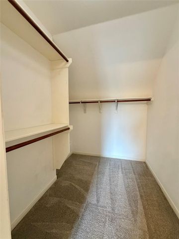 102 Thyme Trail, Lake Jackson, TX 77566