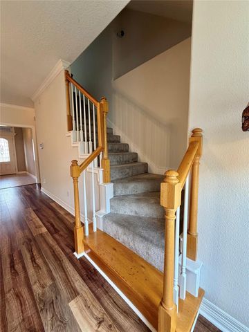 102 Thyme Trail, Lake Jackson, TX 77566