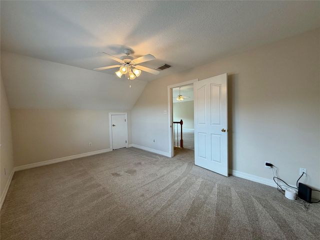 102 Thyme Trail, Lake Jackson, TX 77566