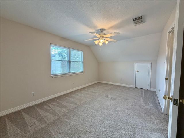 102 Thyme Trail, Lake Jackson, TX 77566