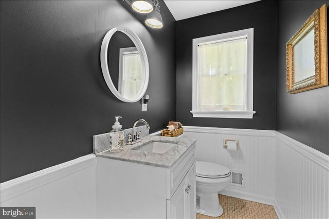 21 LANDING LN, Princeton Junction, NJ 08550