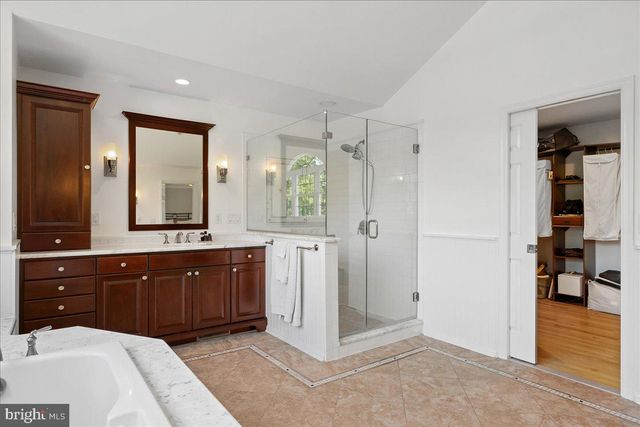 21 LANDING LN, Princeton Junction, NJ 08550