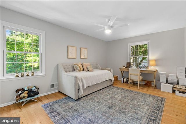 21 LANDING LN, Princeton Junction, NJ 08550