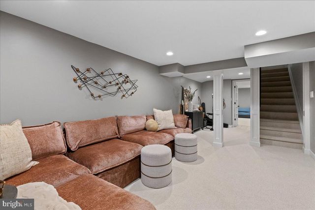 21 LANDING LN, Princeton Junction, NJ 08550