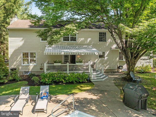 21 LANDING LN, Princeton Junction, NJ 08550