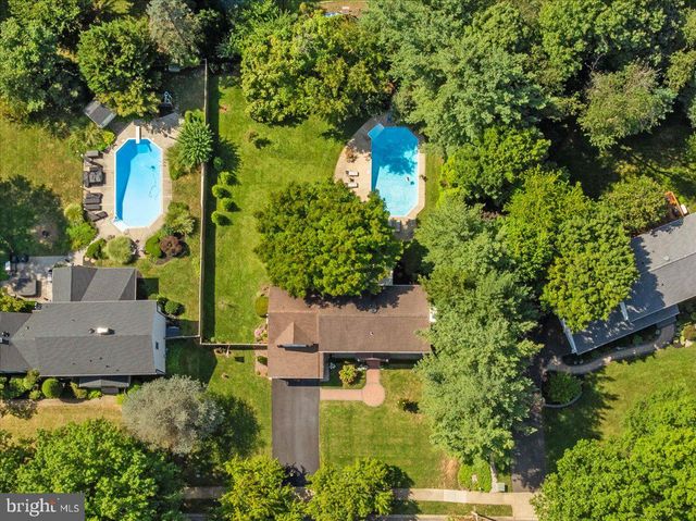 21 LANDING LN, Princeton Junction, NJ 08550