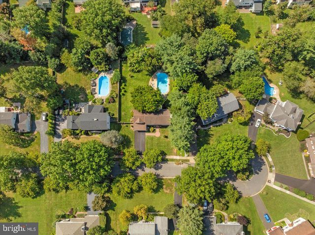 21 LANDING LN, Princeton Junction, NJ 08550
