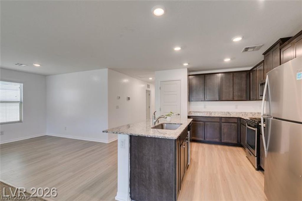 621 El Gusto Avenue, North Las Vegas, NV 89081 — photo 5