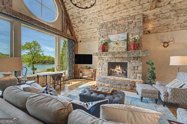 2964 Meeting House Mountain Road, Clayton, GA 30525