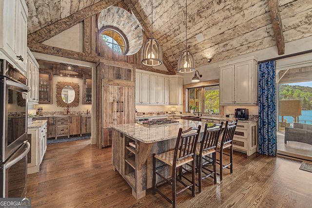 2964 Meeting House Mountain Road, Clayton, GA 30525