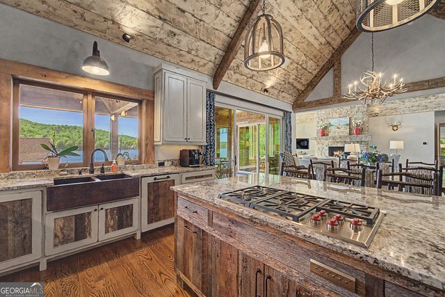 2964 Meeting House Mountain Road, Clayton, GA 30525
