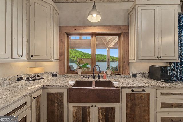 2964 Meeting House Mountain Road, Clayton, GA 30525