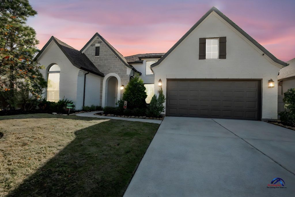 15138 Botanical Garden Drive, Conroe, TX 77302