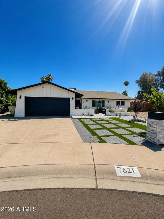 7621 N 48TH Drive, Glendale, AZ 85301 — photo 2