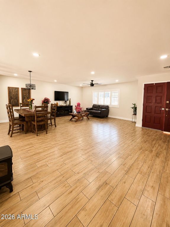 7621 N 48TH Drive, Glendale, AZ 85301 — photo 5