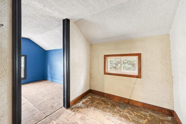 265 S Tabor Street, Lyons, MI 48851