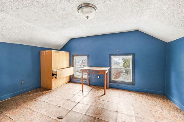 265 S Tabor Street, Lyons, MI 48851