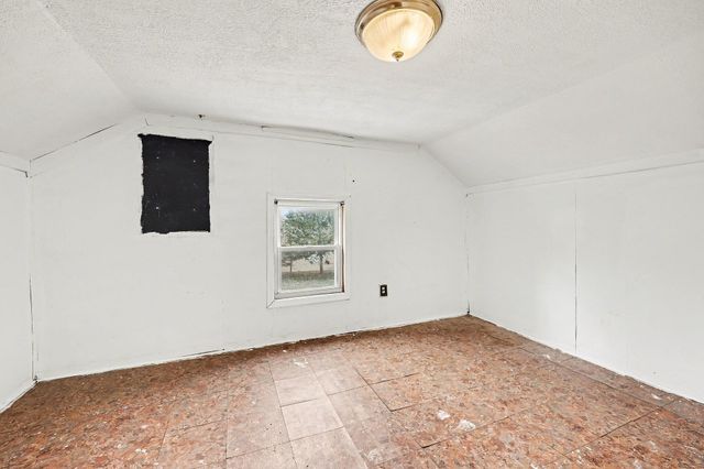 265 S Tabor Street, Lyons, MI 48851