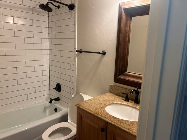 4202 Skyline Drive, Rowlett, TX 75088