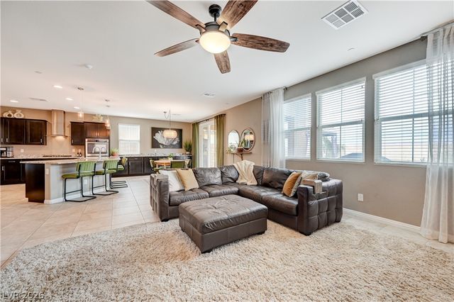 694 Bollons Island Street, Henderson, NV 89002