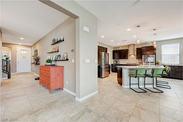 694 Bollons Island Street, Henderson, NV 89002